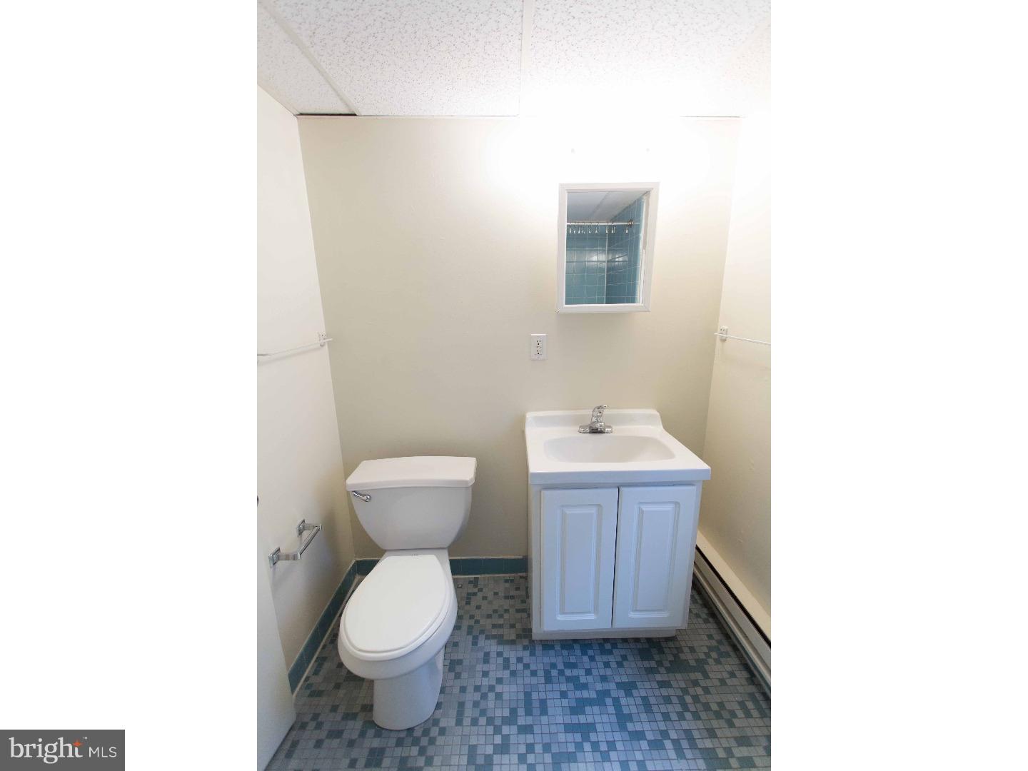 727 Spruce St #2r Property Photo 10