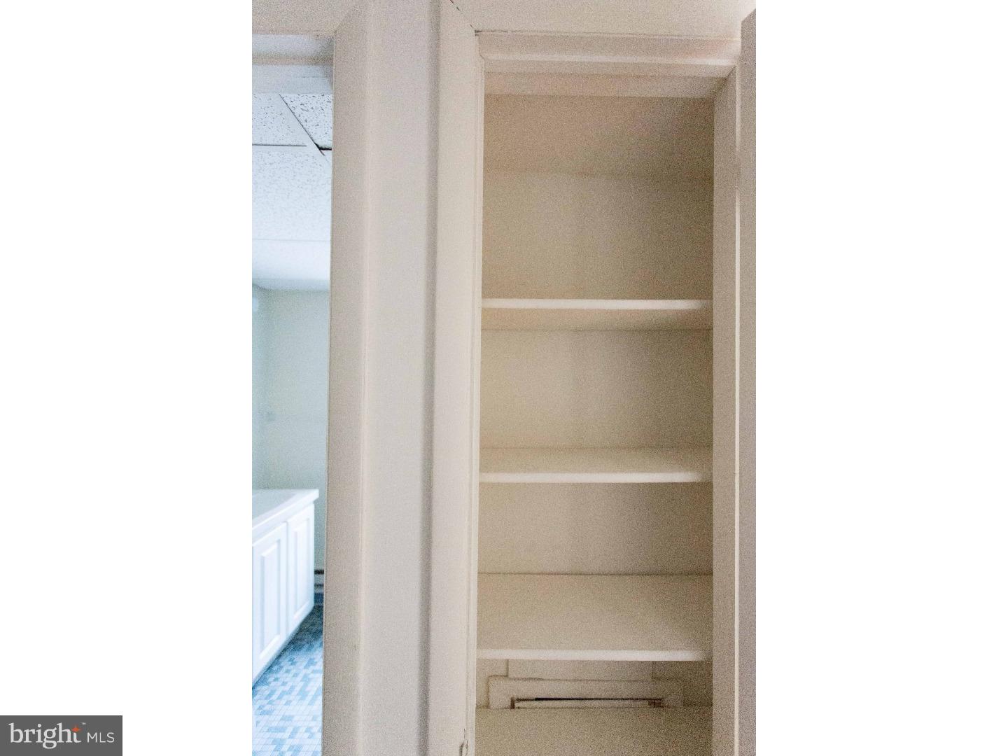 727 Spruce St #2r Property Photo 12