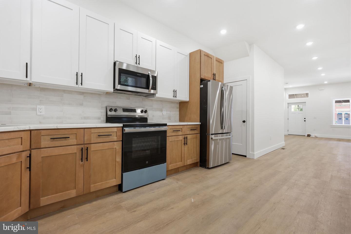 5517 Hunter St Property Photo 10