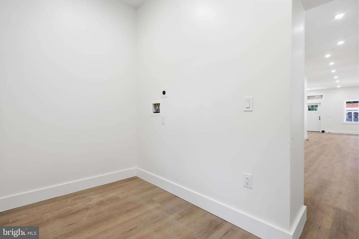 5517 Hunter St Property Photo 13
