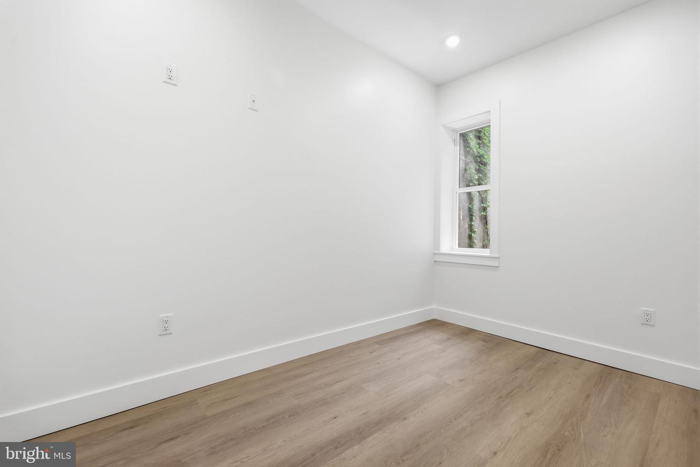 5517 Hunter St Property Photo 16