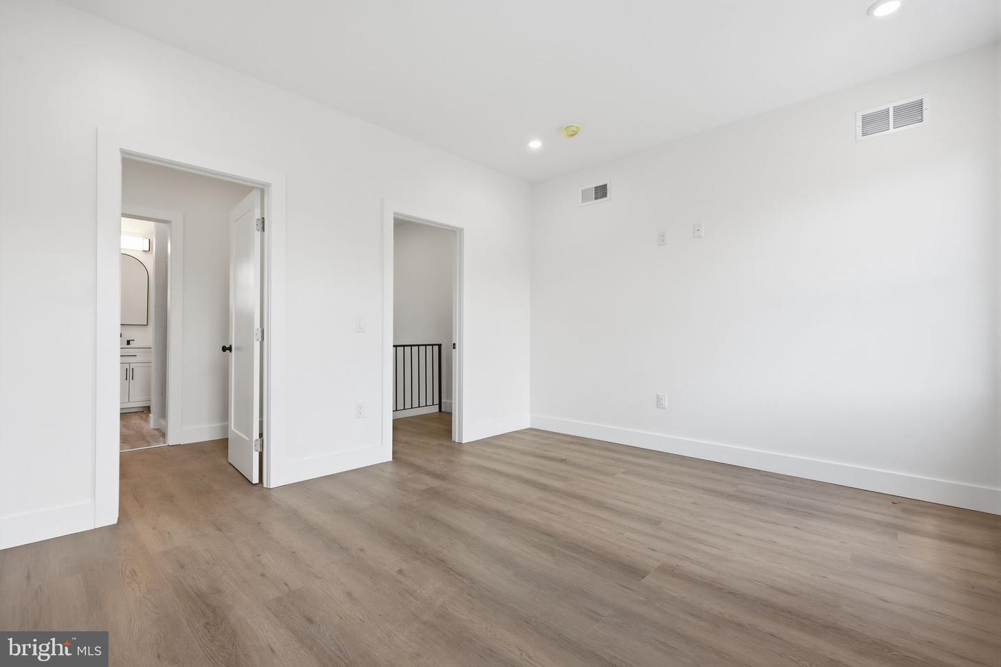 5517 Hunter St Property Photo 20