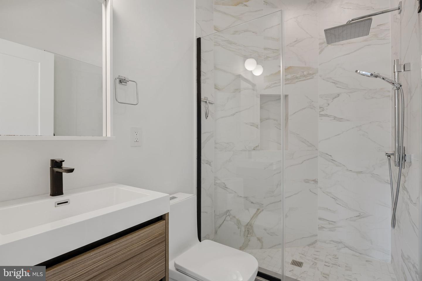 527 Brown St Property Photo 44