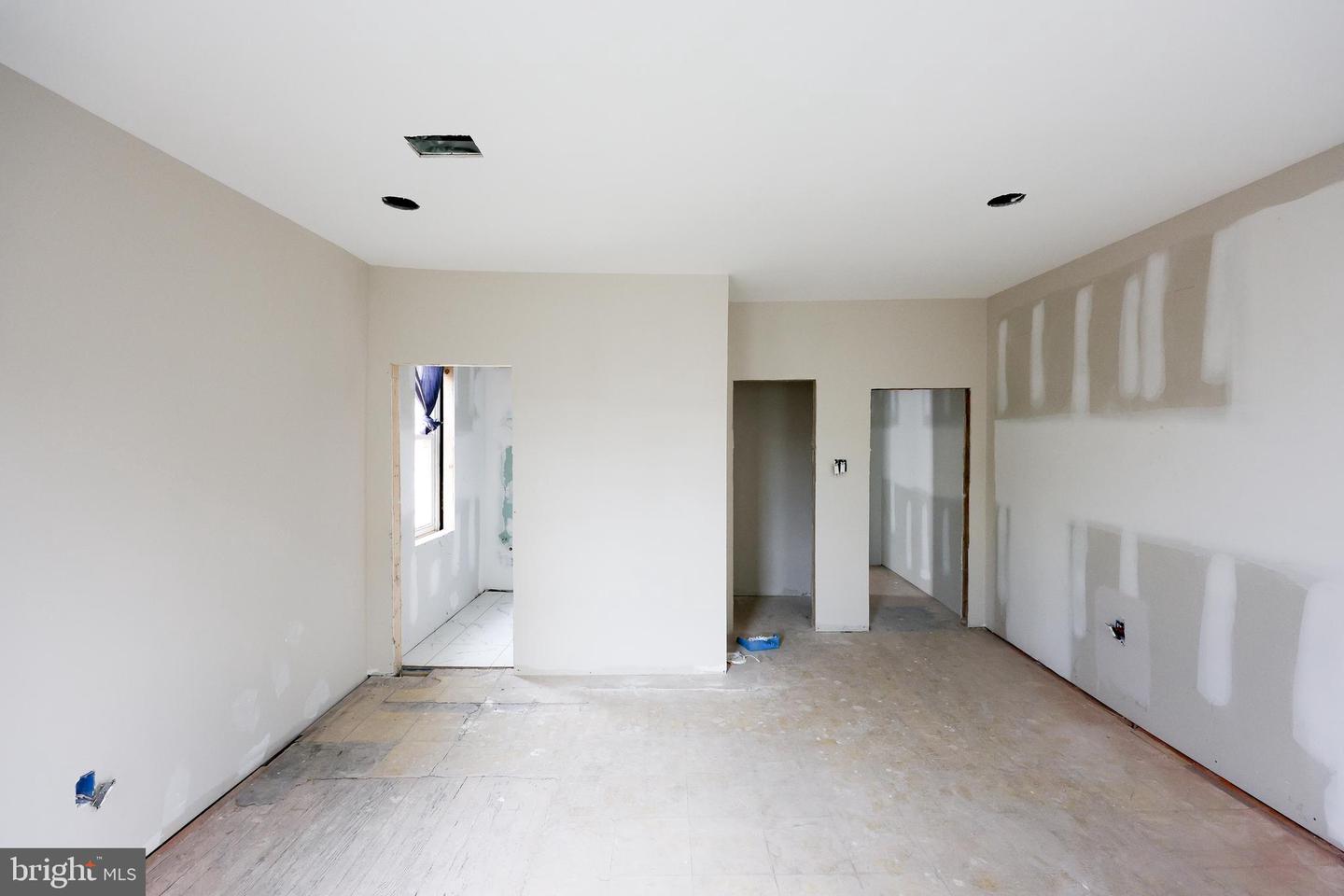 5212 Race St Property Photo 11