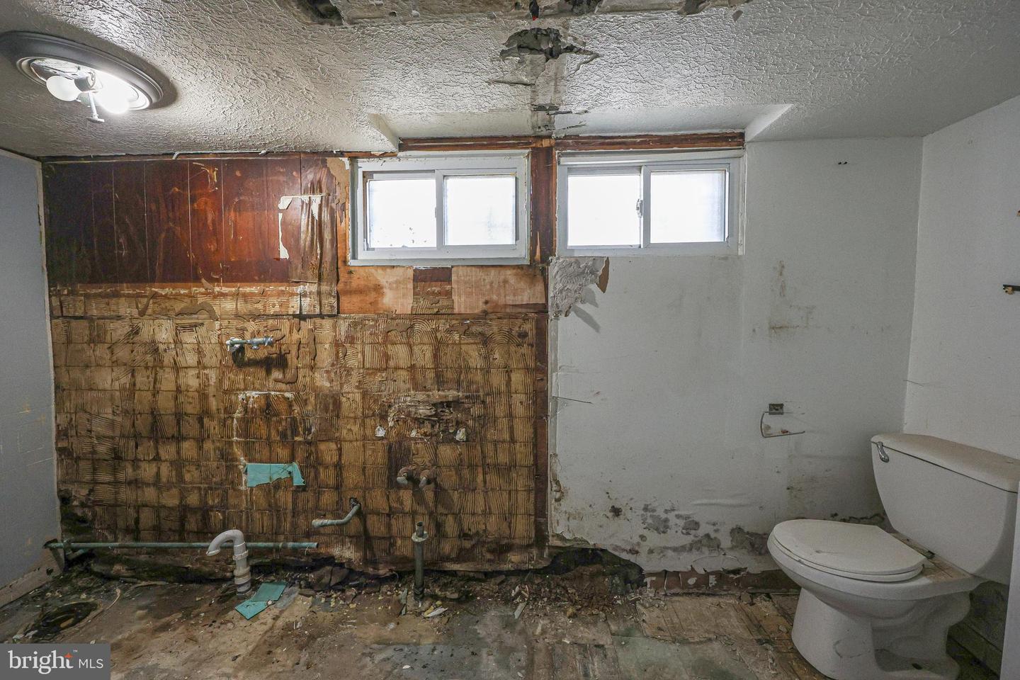 5212 Race St Property Photo 16