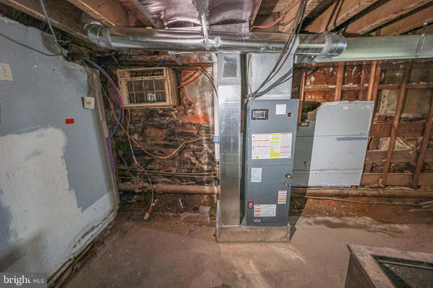 5212 Race St Property Photo 18