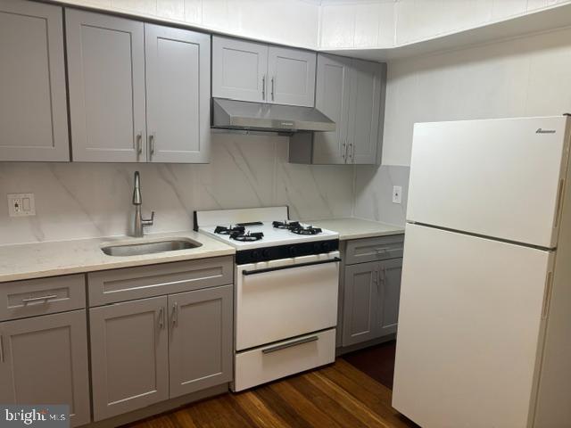 8116 Ditman St Property Photo 10