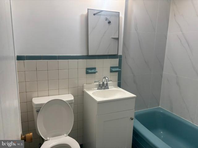 8116 Ditman St Property Photo 11
