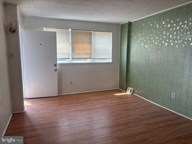 8116 Ditman St Property Photo 14