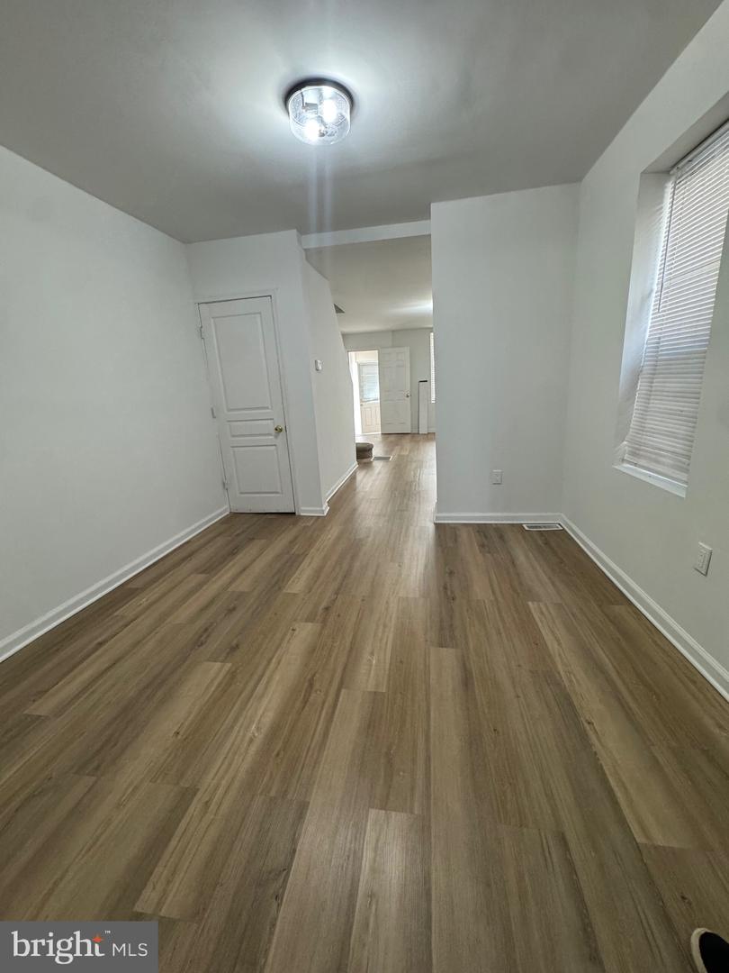 3029 N Front St Property Photo 9