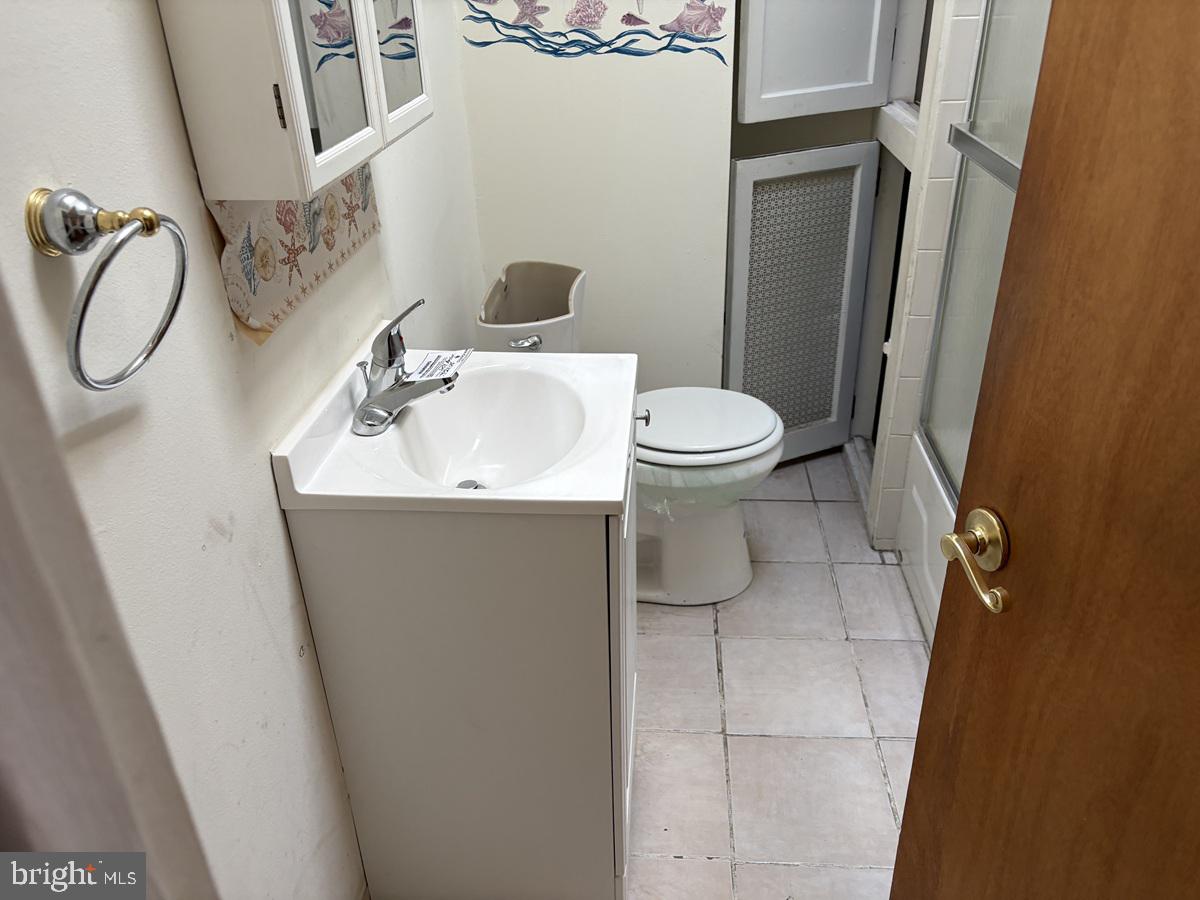 2054 Anchor St Property Photo 15
