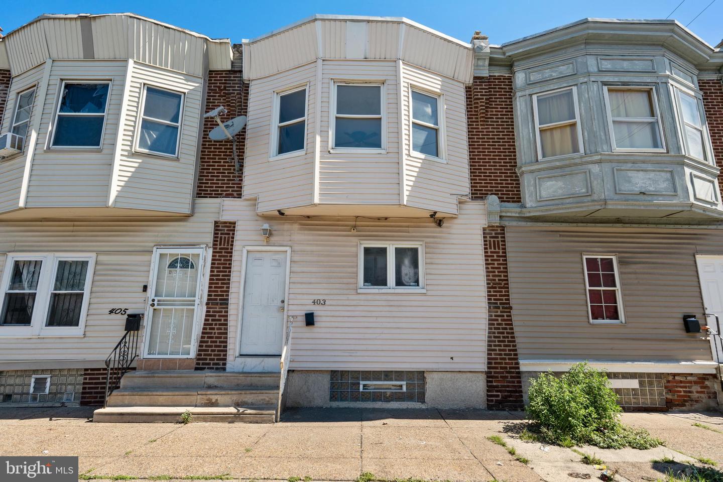 403 W Annsbury St Property Photo 2