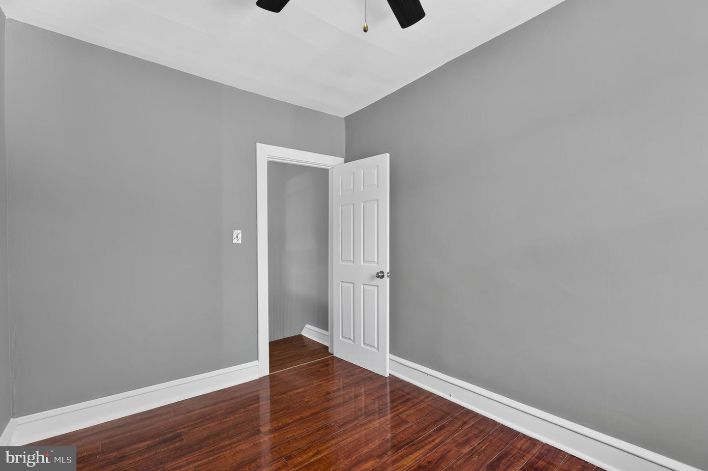 403 W Annsbury St Property Photo 18