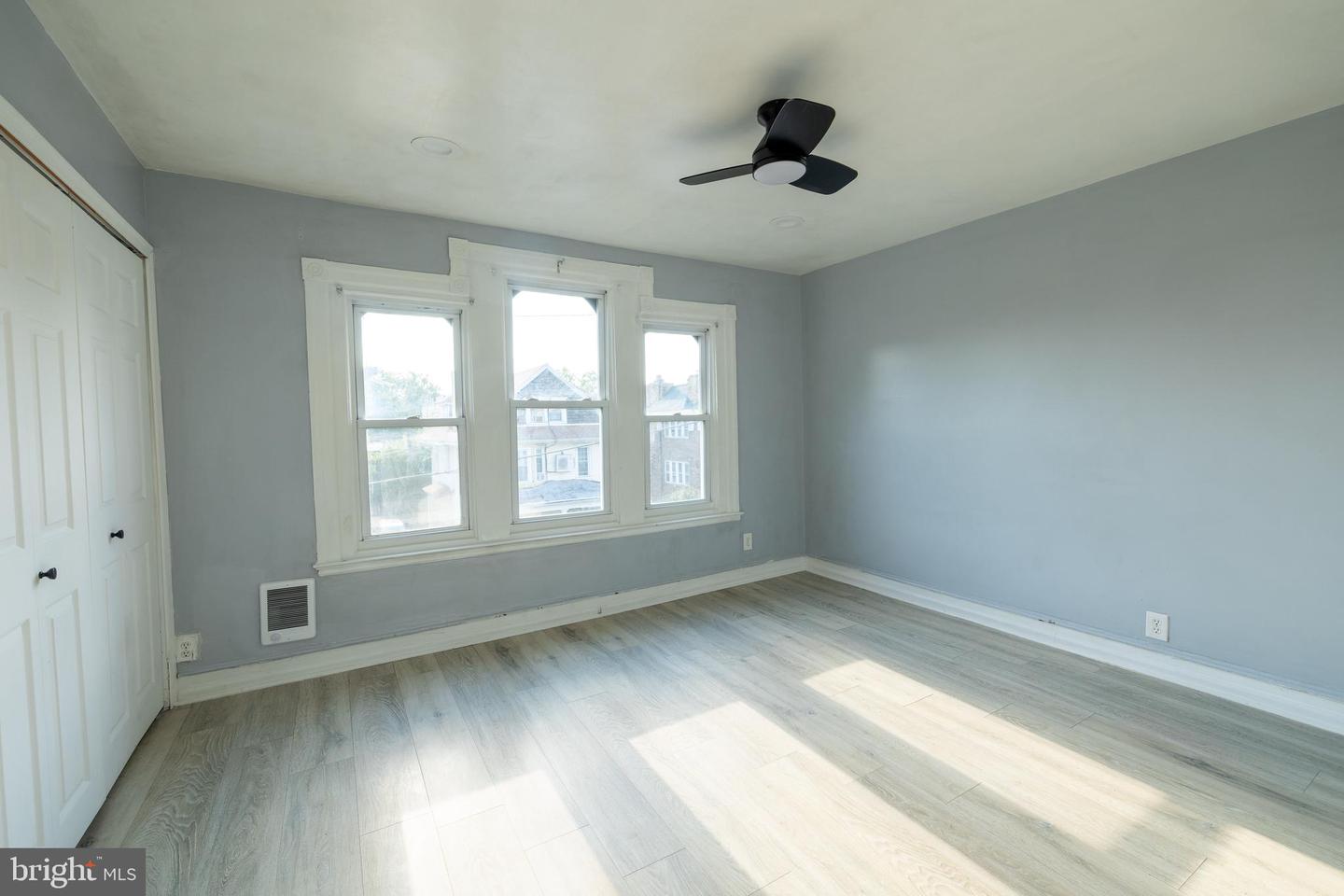 6515 N Park Ave Property Photo 14