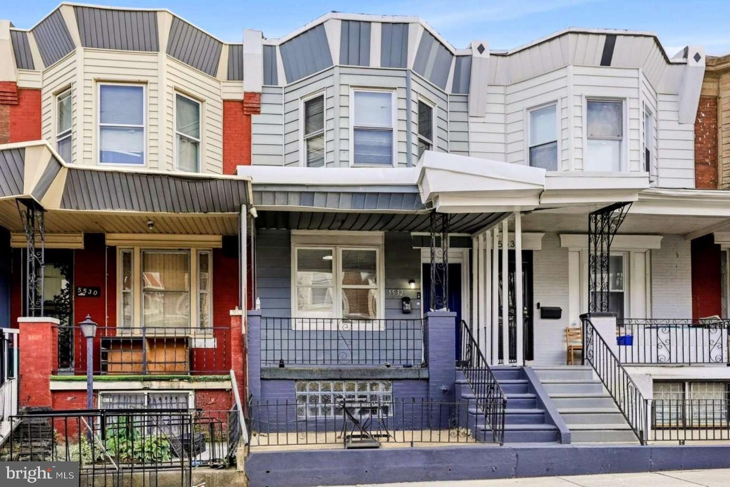 5532 Addison St Property Photo 12