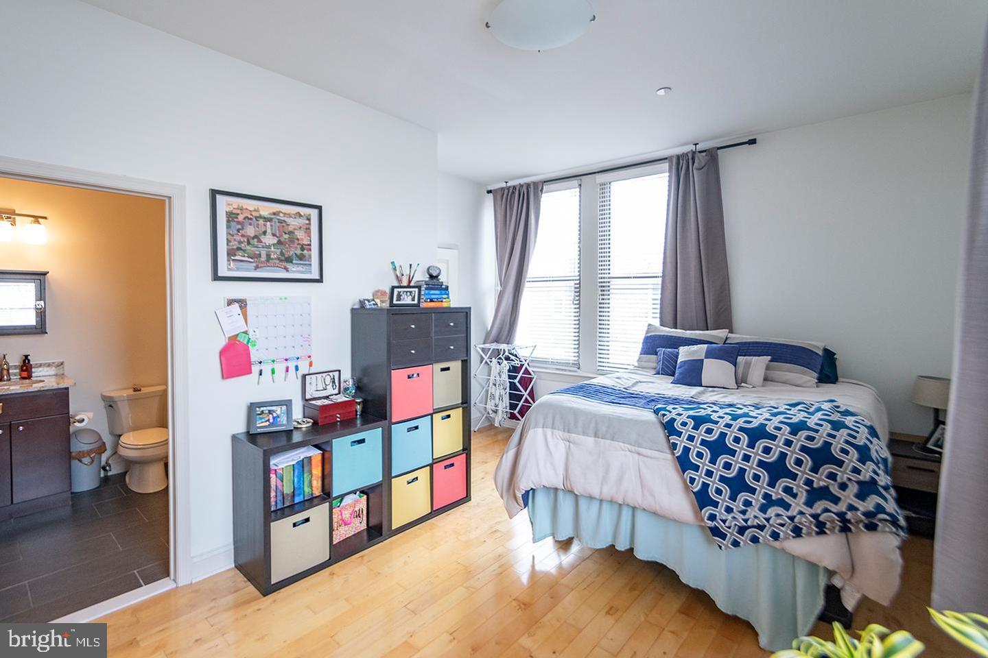 427 Monroe St #unit 202 Property Photo 5
