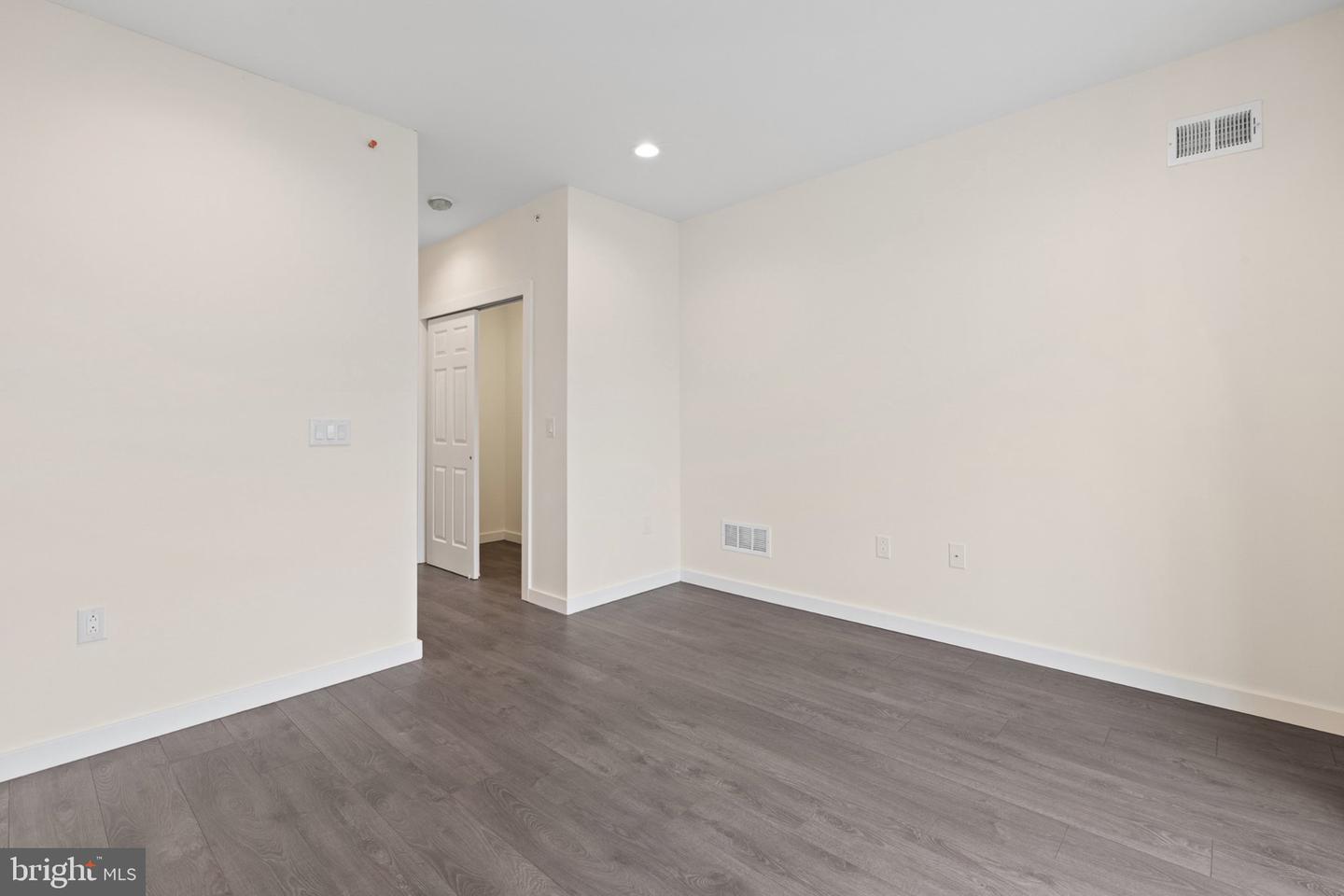 2035 N Orianna St Property Photo 18