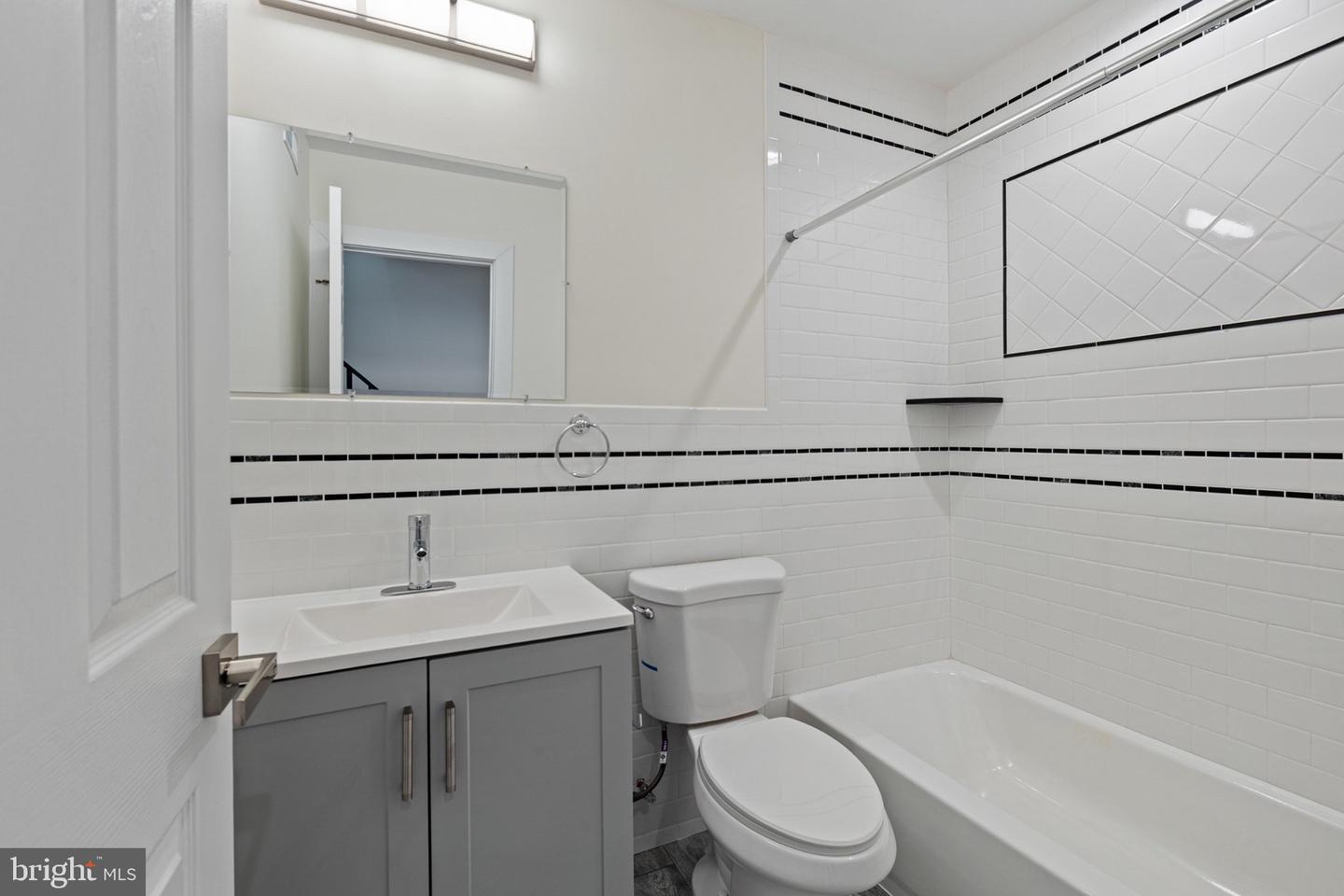 2035 N Orianna St Property Photo 30