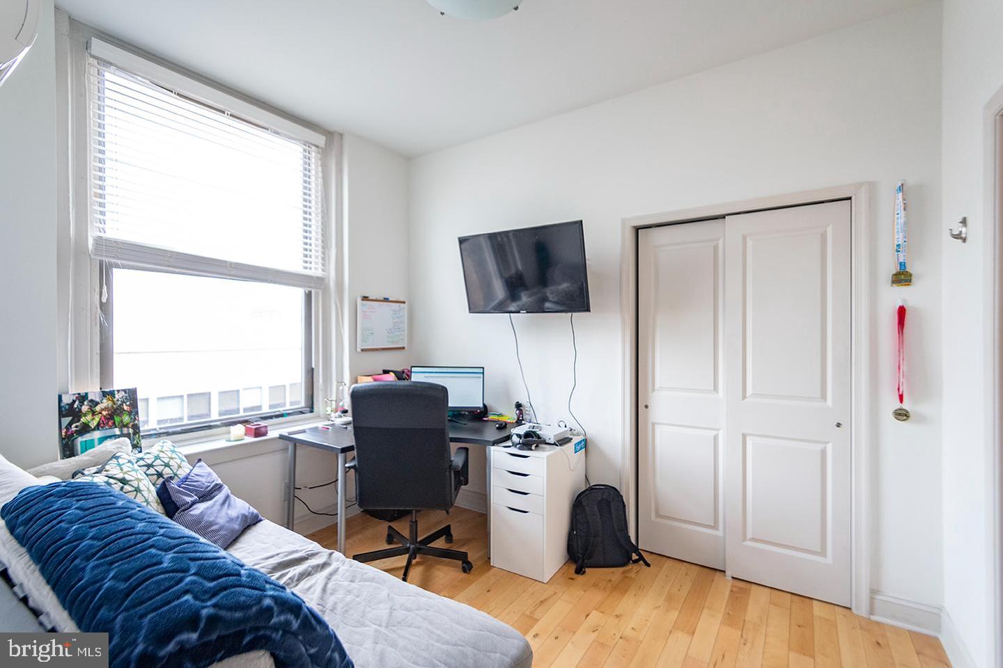 427 Monroe St #unit 302 Property Photo 8