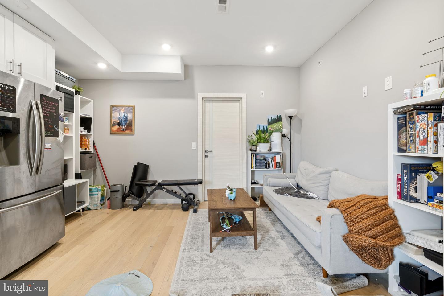 2110 W Master St #c Property Photo 6