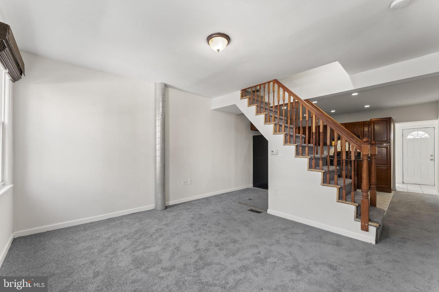 1310 S Bancroft St Property Photo 4