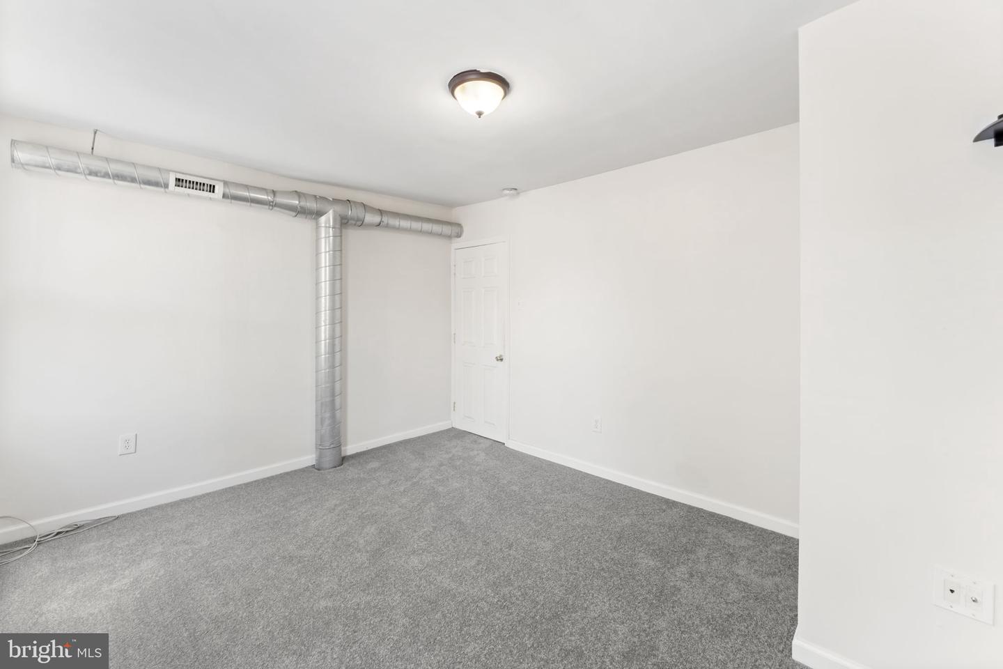 1310 S Bancroft St Property Photo 22