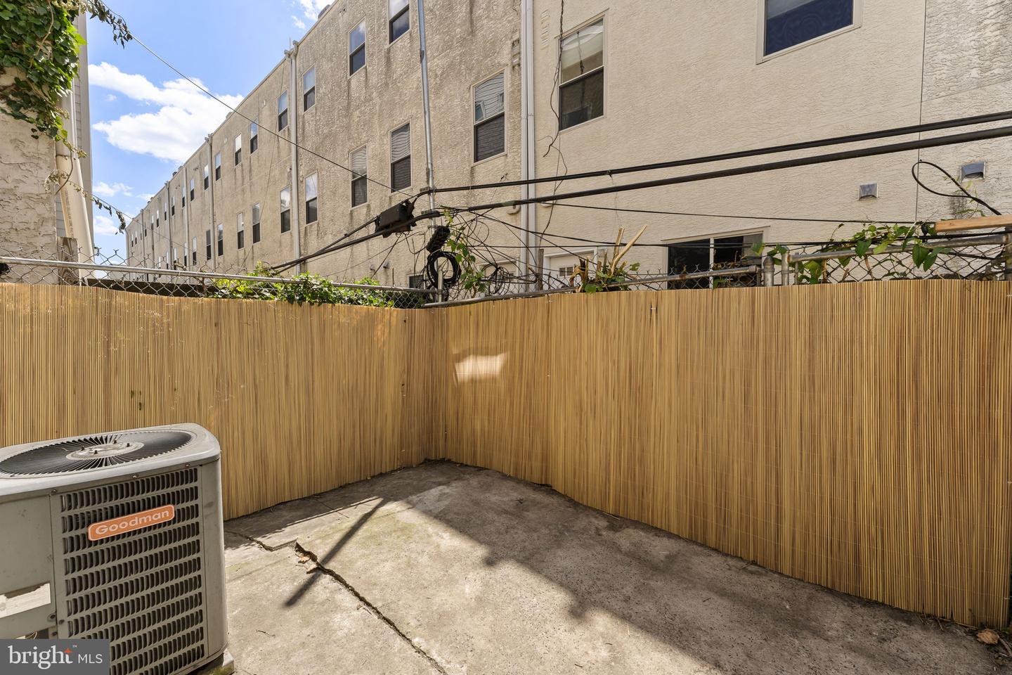 1310 S Bancroft St Property Photo 25