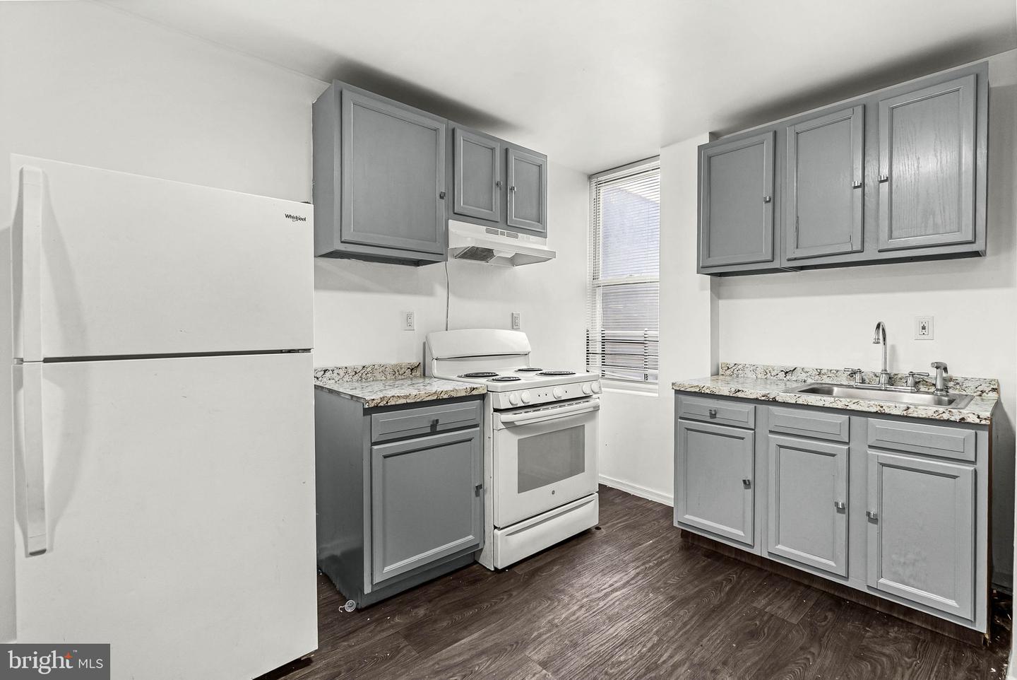 3316 KENSINGTON AVE #2 Property Photo 1