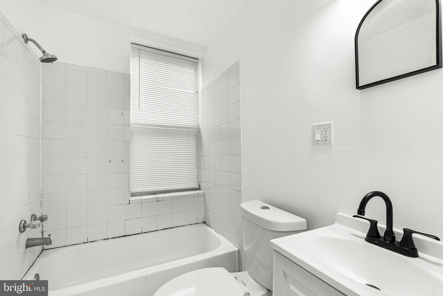 3316 Kensington Ave #2 Property Photo 8