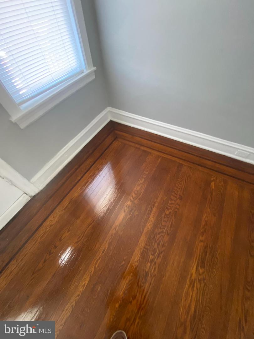 5205 Glenloch St Property Photo 7