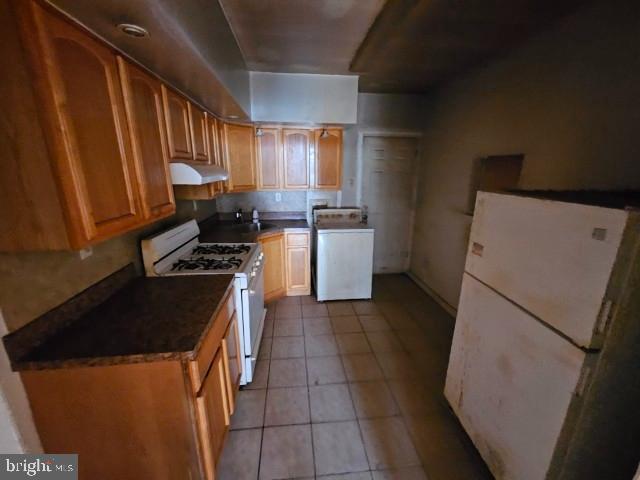2310 N Gratz St Property Photo 4