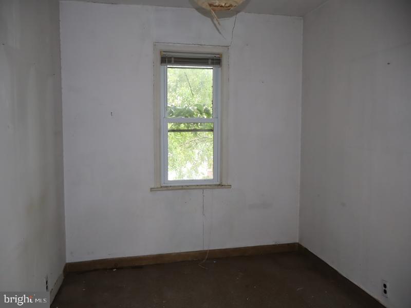 969 N Randolph St Property Photo 14