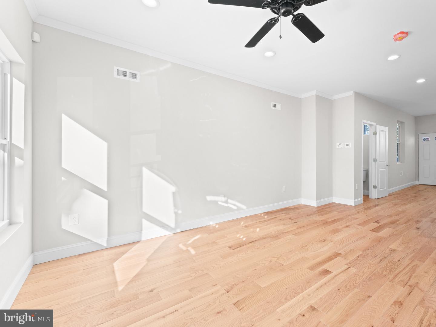 1821 N Ringgold St Property Photo 4