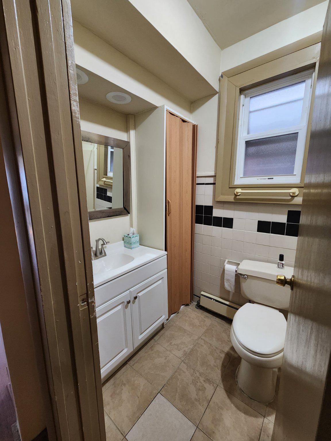 5415 Diamond St Property Photo 7