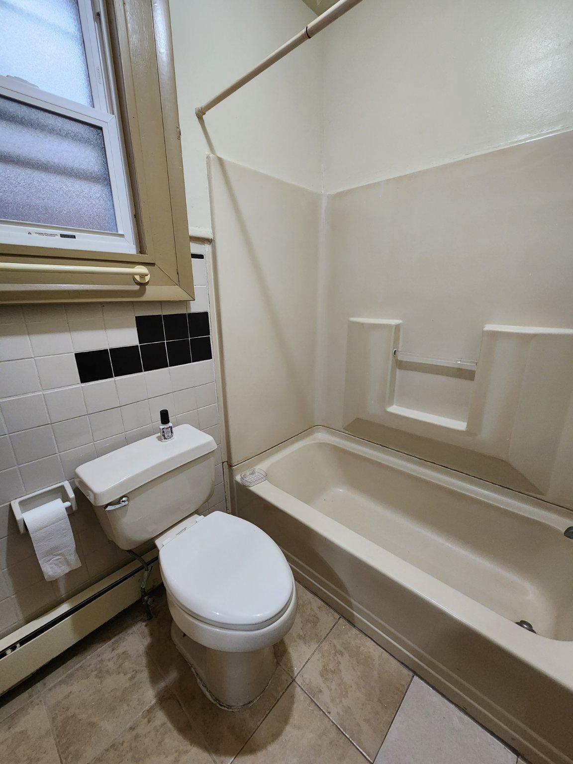 5415 Diamond St Property Photo 8