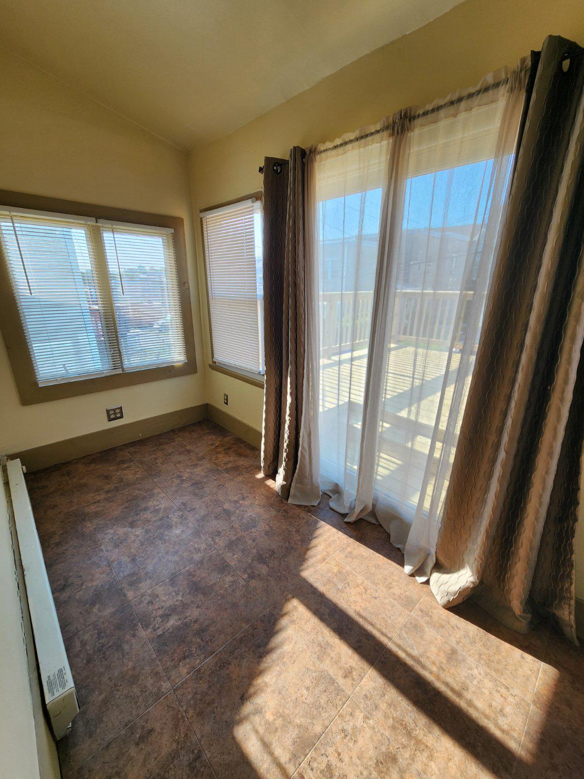 5415 Diamond St Property Photo 13
