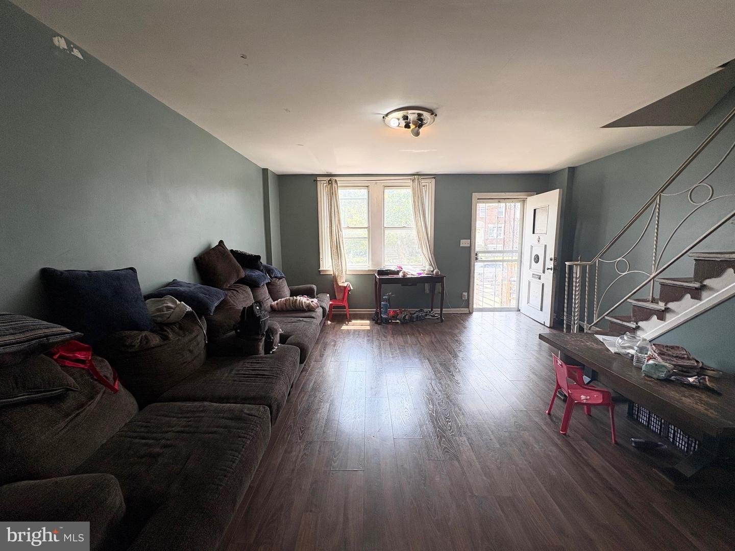 6638 Horrocks St Property Photo 3