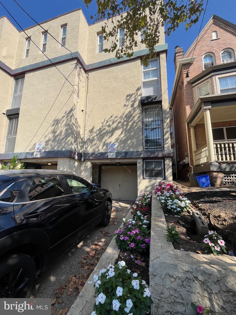 4035 BALTIMORE AVE Property Photo 1