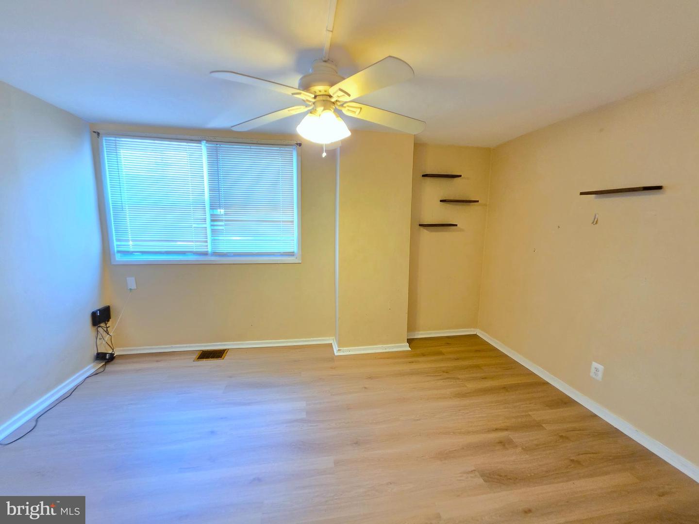 4035 Baltimore Ave Property Photo 5