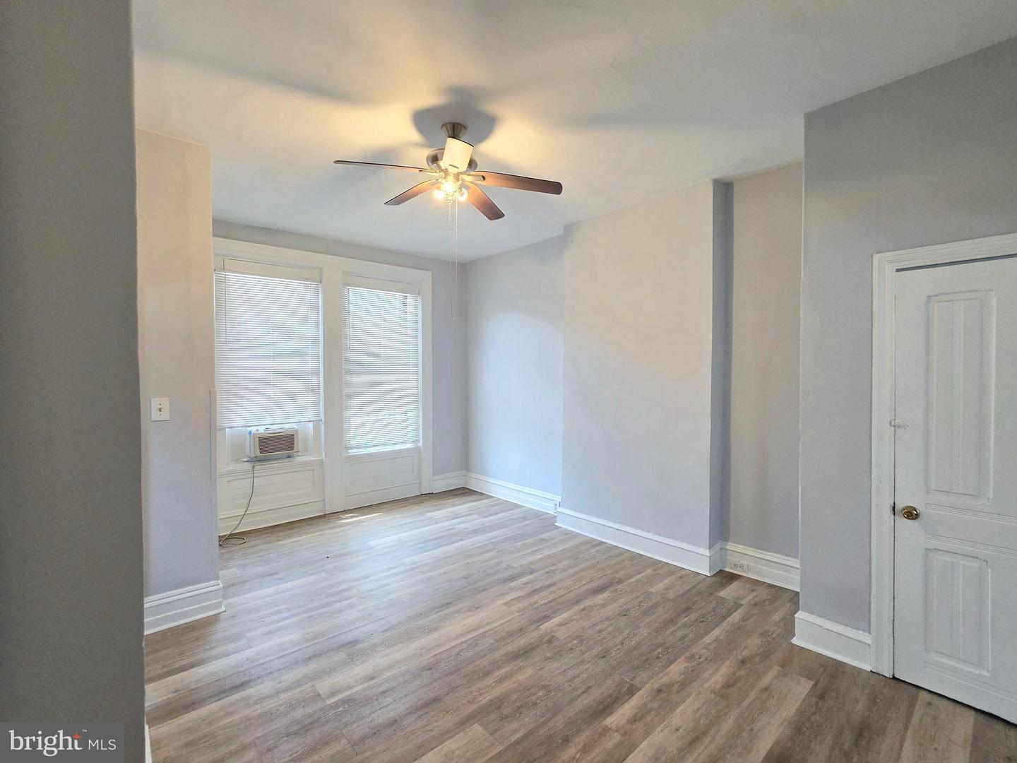 3913 Baltimore Ave Property Photo 4