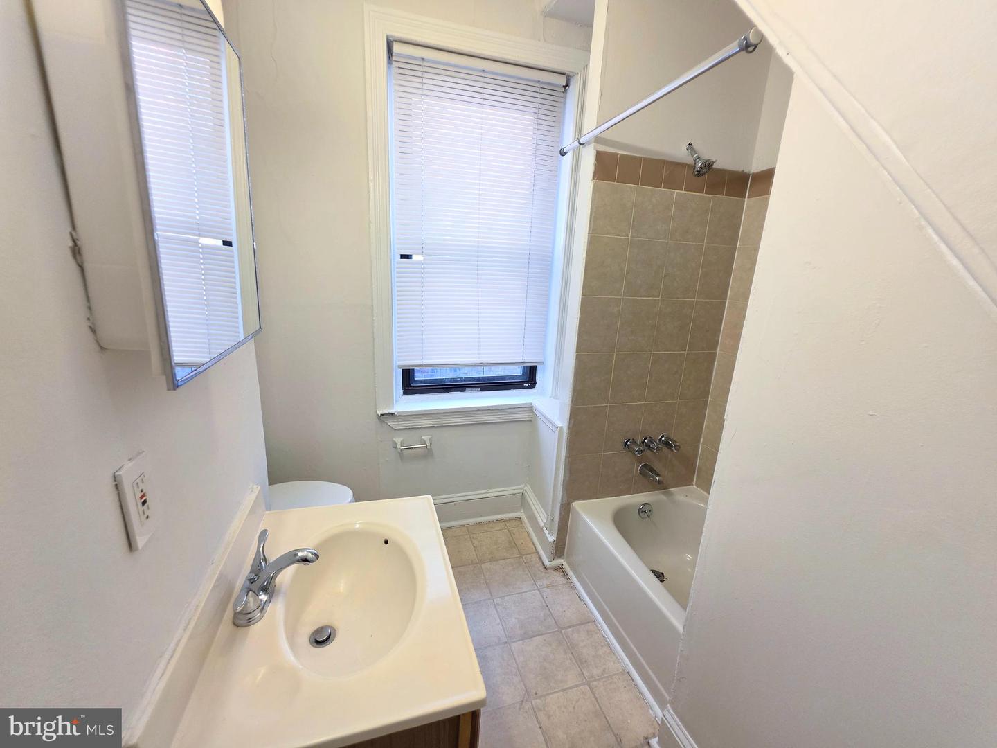 3913 Baltimore Ave Property Photo 8