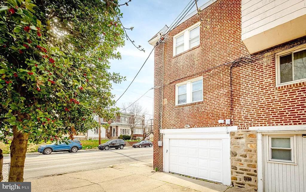 7101 Charles St Property Photo 4