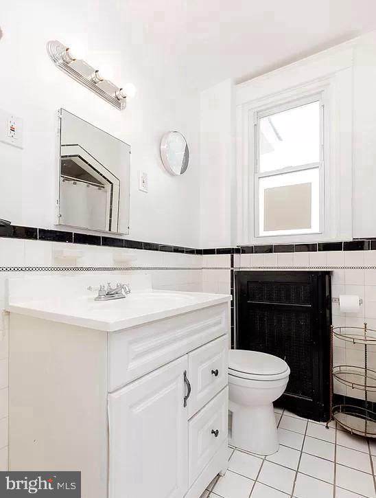 7101 Charles St Property Photo 40