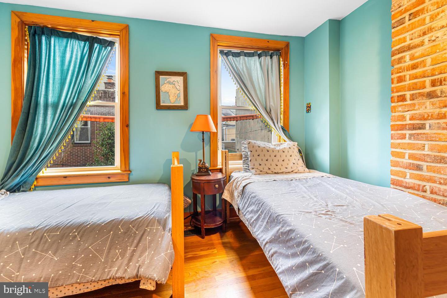 1305 Rodman St Property Photo 12