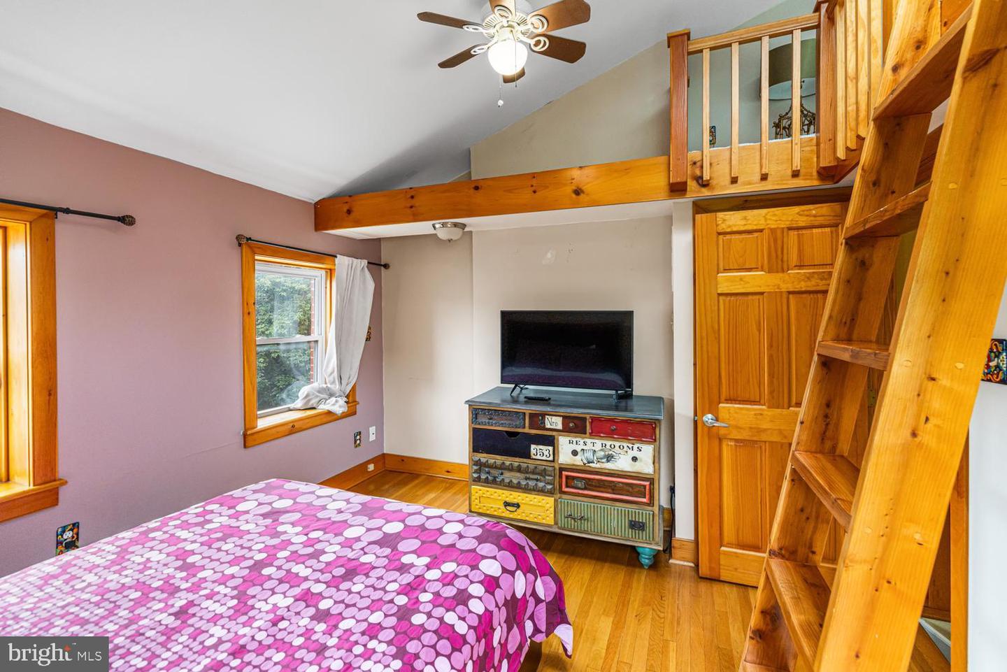 1305 Rodman St Property Photo 21