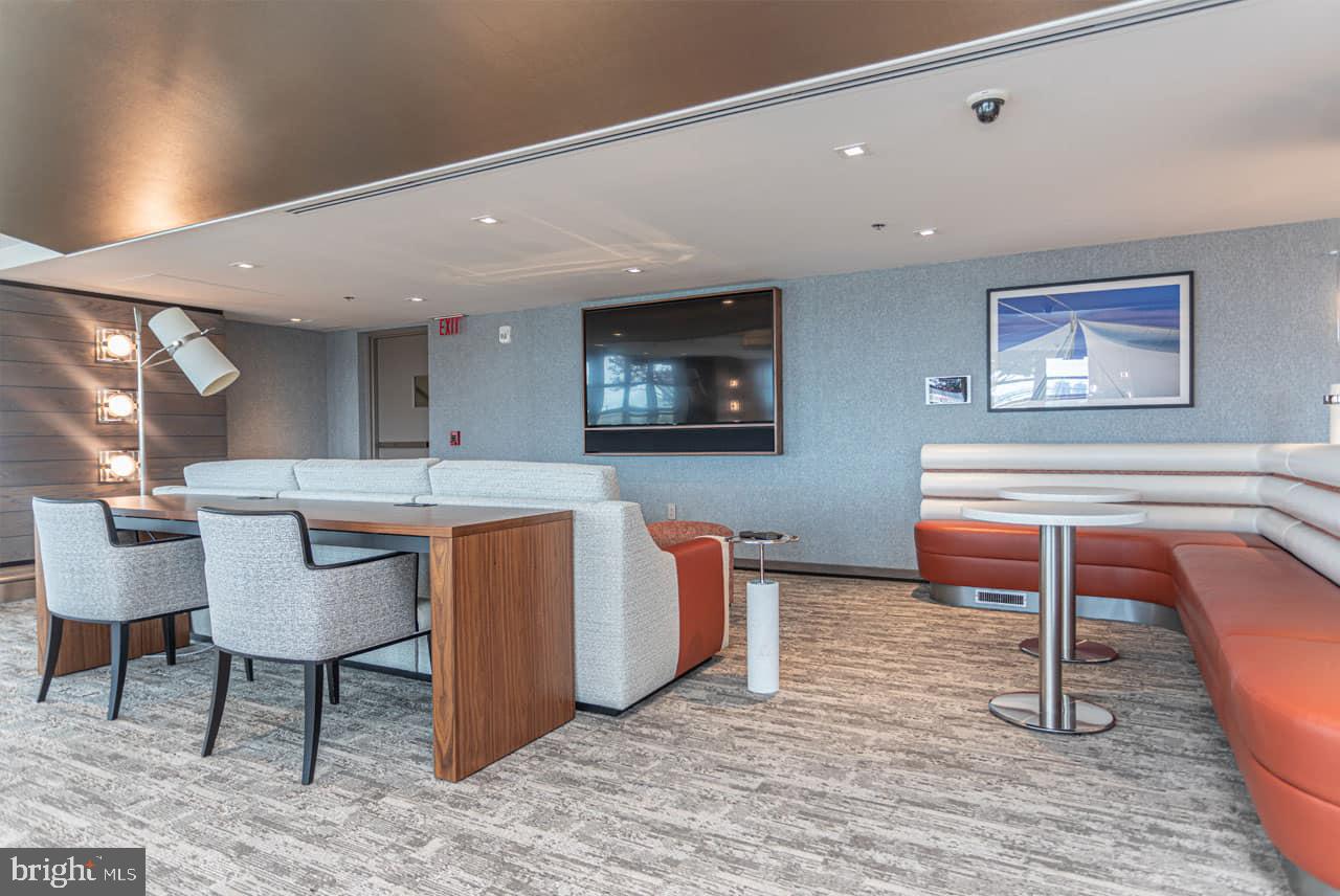 717 S Chris Columbus Blvd #1509 Property Photo 38