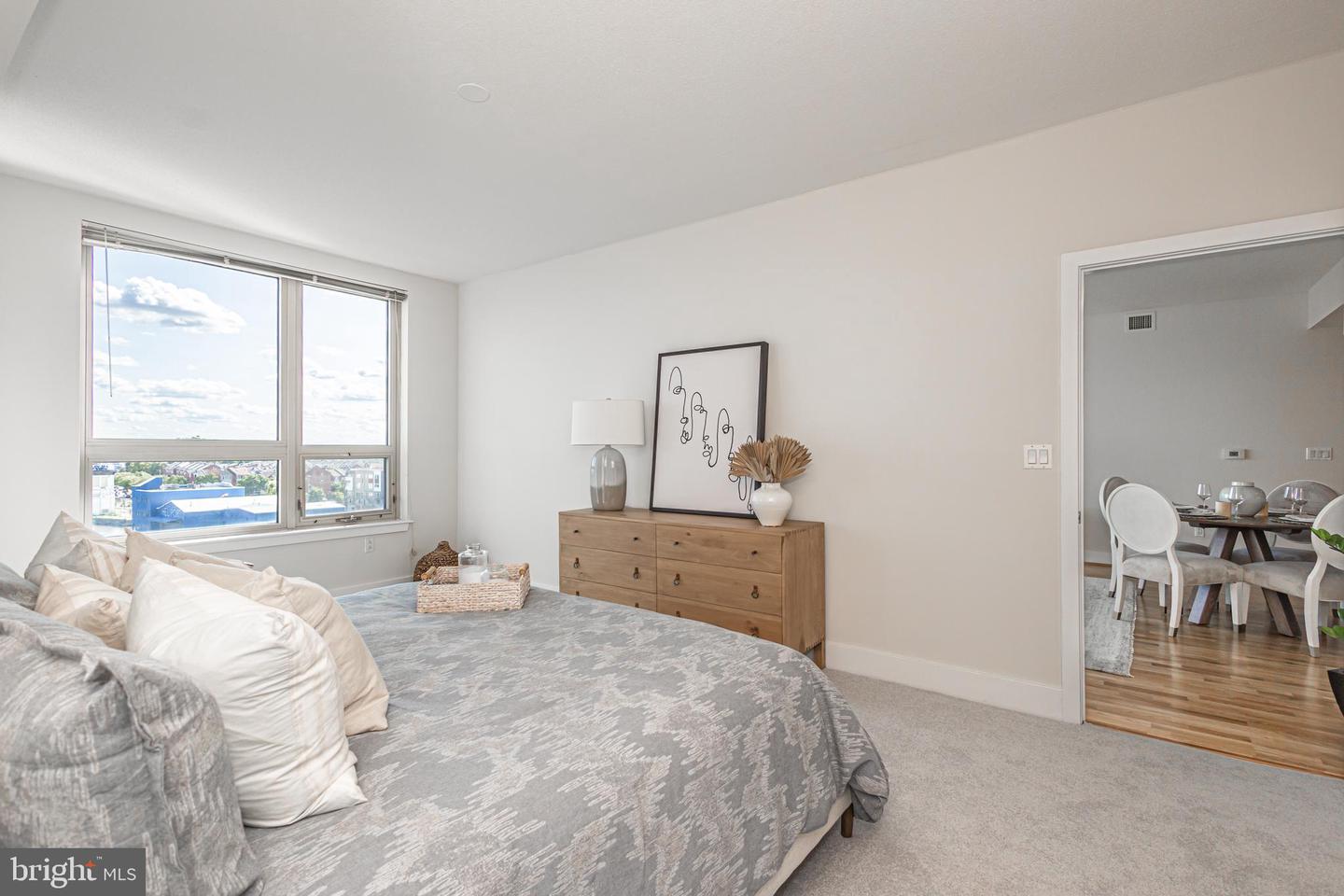 717 S Chris Columbus Blvd #811 Property Photo 29