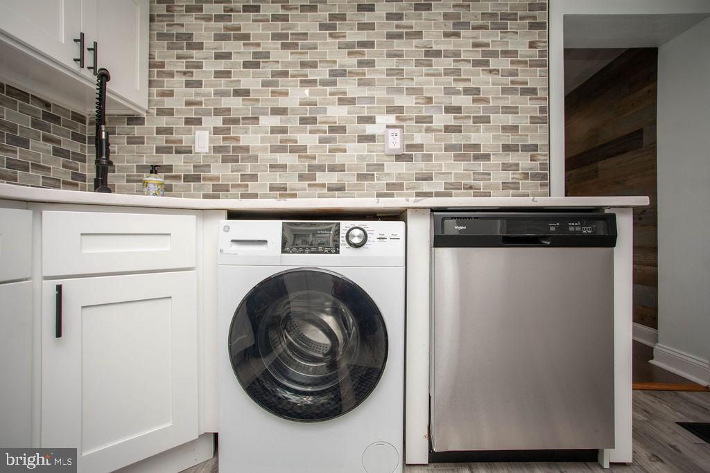 1128 O'neil St Property Photo 17