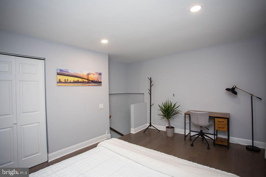 1128 O'neil St Property Photo 32