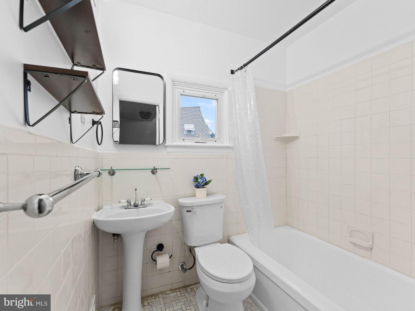 1012 Tomlinson Property Photo 23
